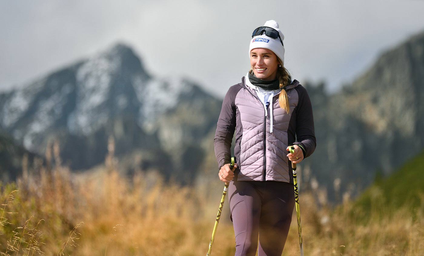 Biatlonistka Paulína Fialková na horách.