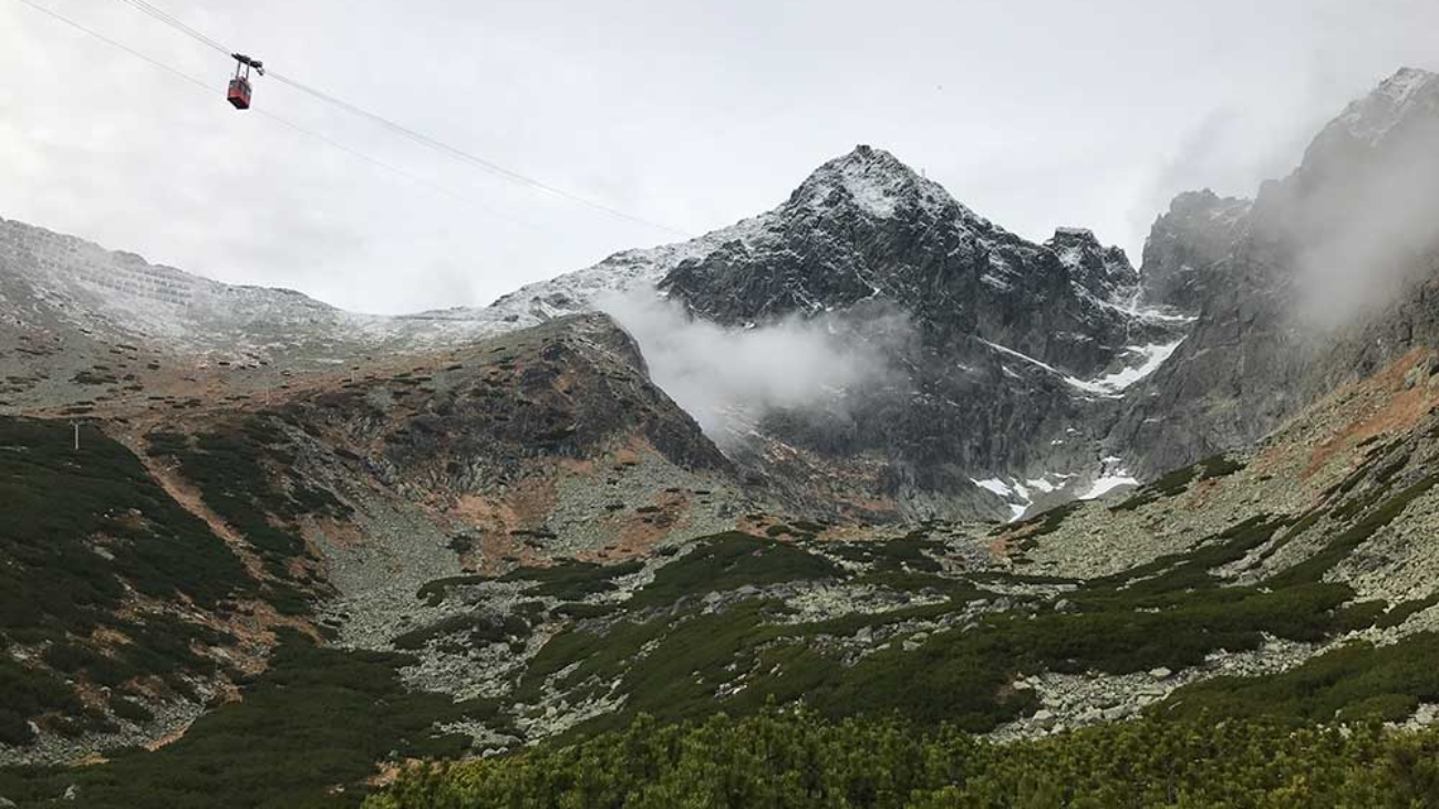 Skalnaté pleso patrí medzi obľúbené turistické ciele vo Vysokých Tatrách. V jeho okolí je množstvo chodníkov, poskytuje nádherné výhľady, a pritom túra na Skalnaté pleso nie je až taká náročná.