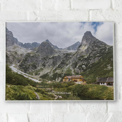Chata pri zelenom plese v Tatrách. Poster do vašej domácnosti.