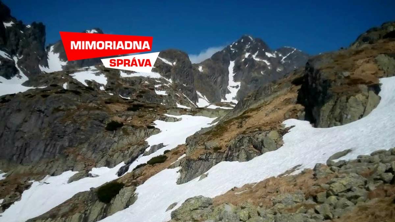 Vyššie v horách sa môžu turisti stretnúť so snehom.