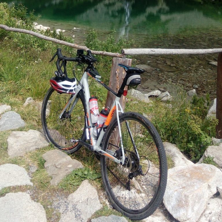 Bicyklom okolo Tatranskej Javoriny