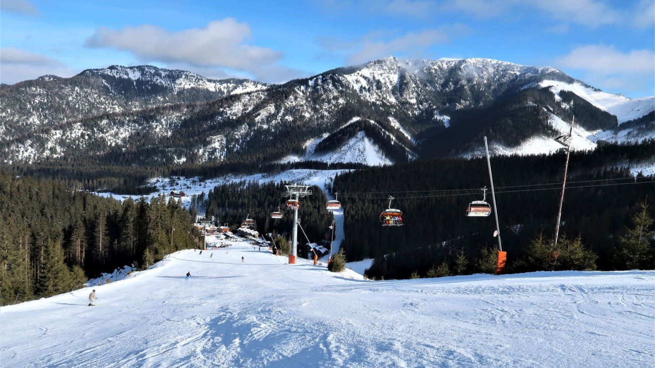 Pri lyžovačke v Jasnej zomrelo dieťa