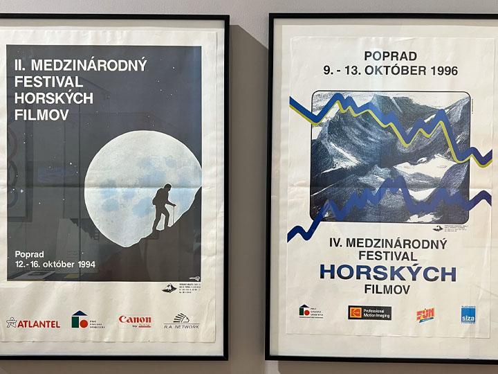 Plagáty Medzinárodného festivalu horských filmov. Foto: Ľudovít Andok.
