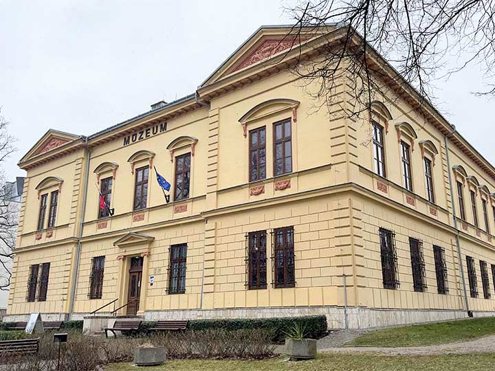 Budova Podtatranského múzea v Poprade prešla v rokoch 2015 a 2016 komplexnou rekonštrukciou. Foto: Ľudovít Andok.
