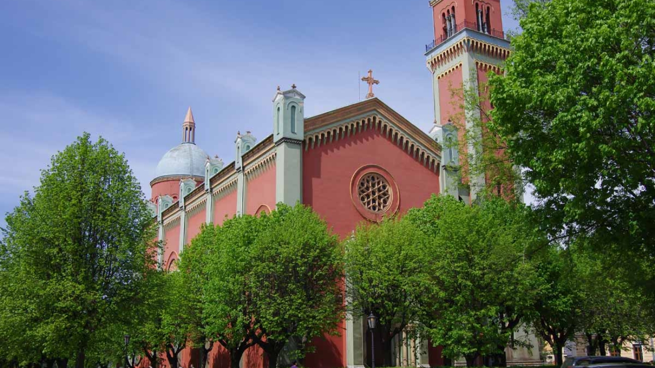 Nový evanjelický kostol v Kežmarku určite neprehliadnete.