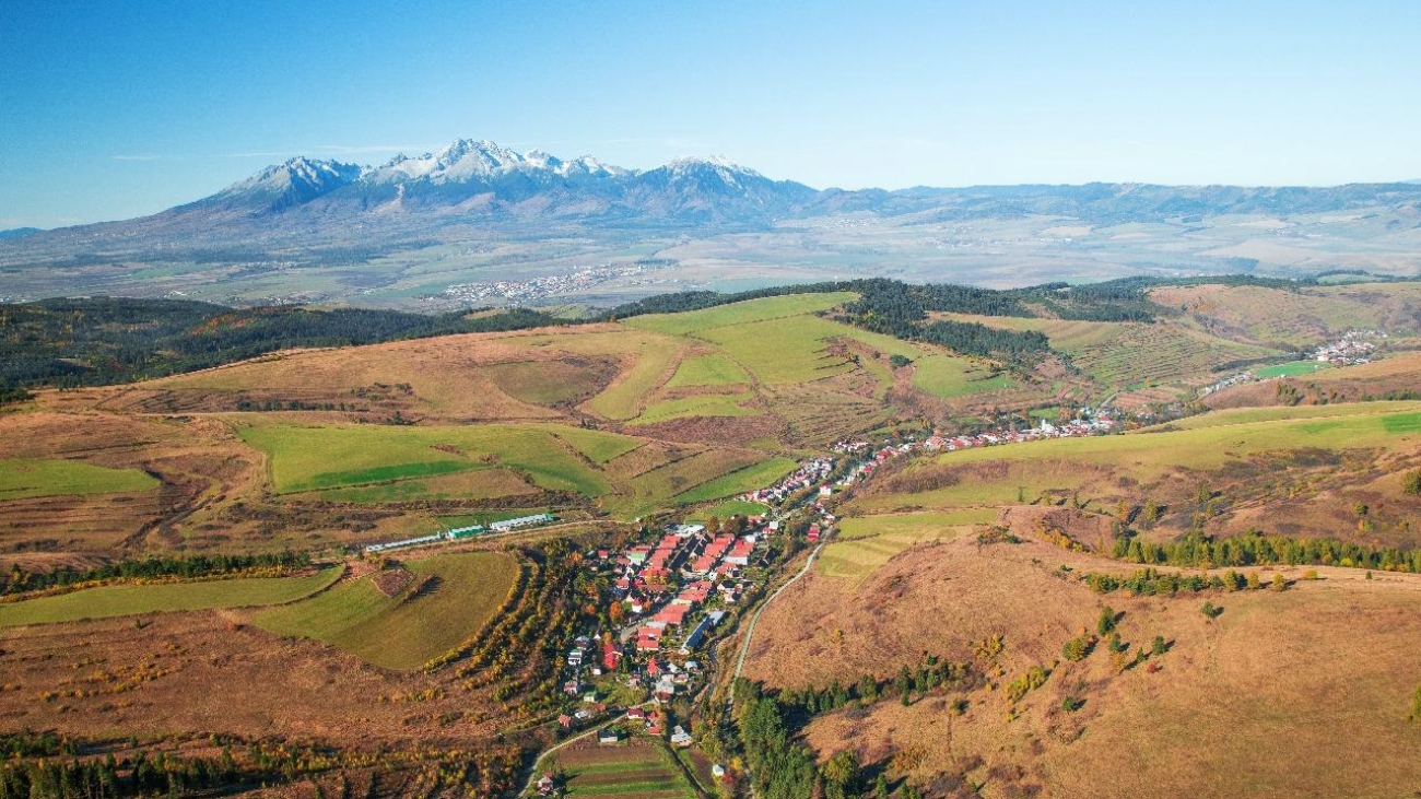 Výstup na Ihlu môžete začať v obci Ihľany