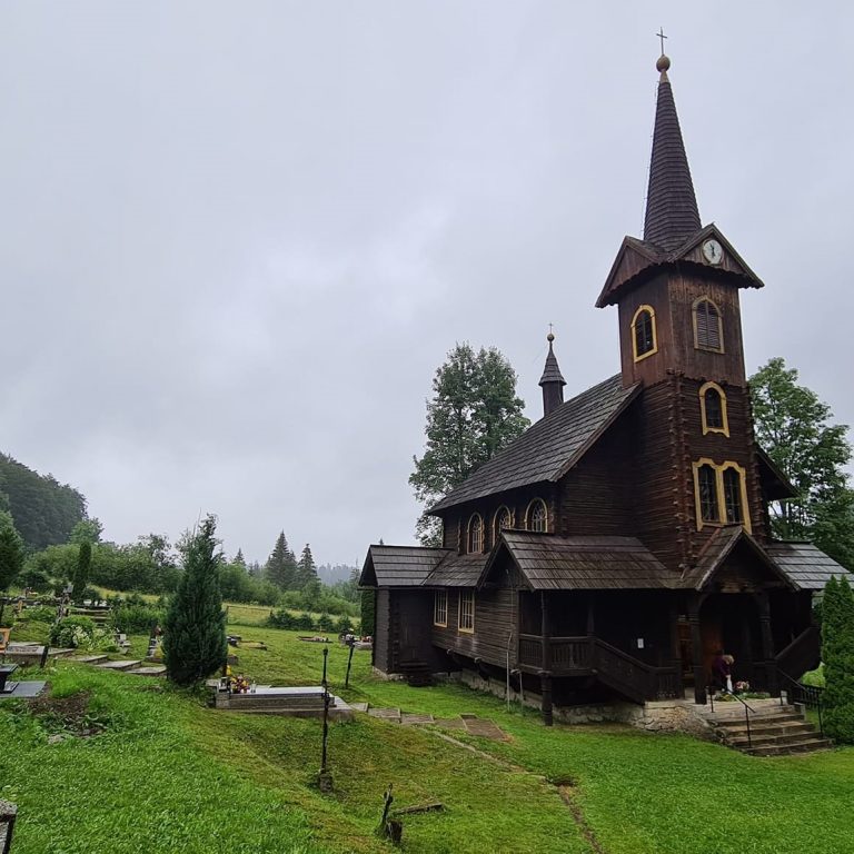 Kostol sv. Anny v Tatranskej Javorine