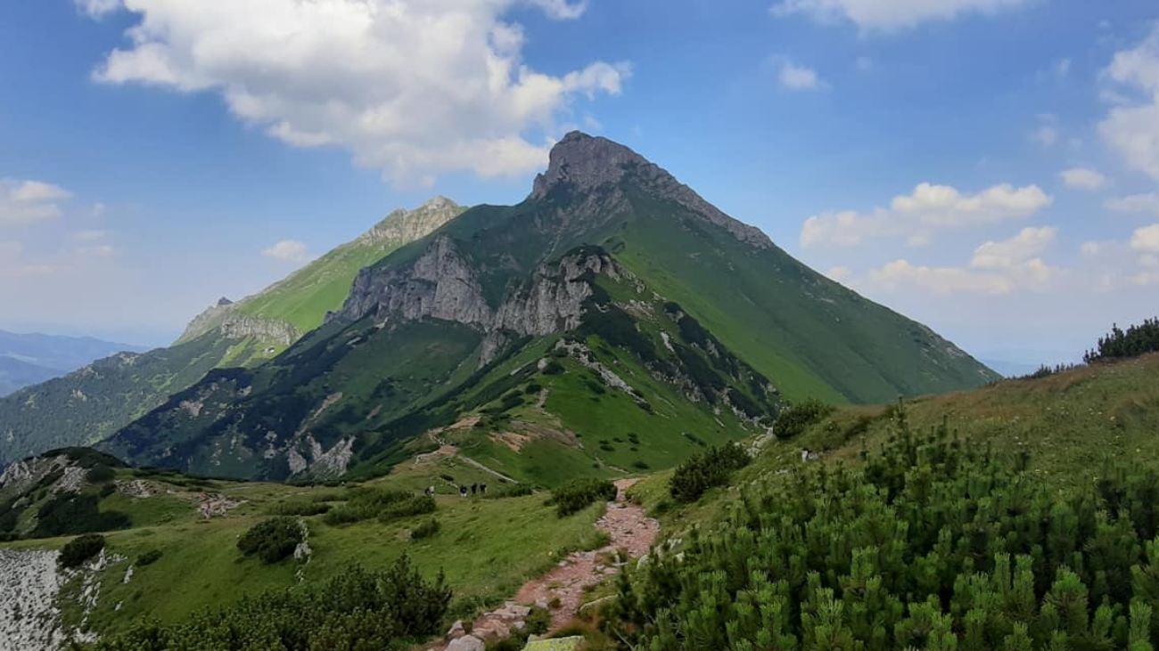 Monkovou dolinou po Chatu Plesnivec