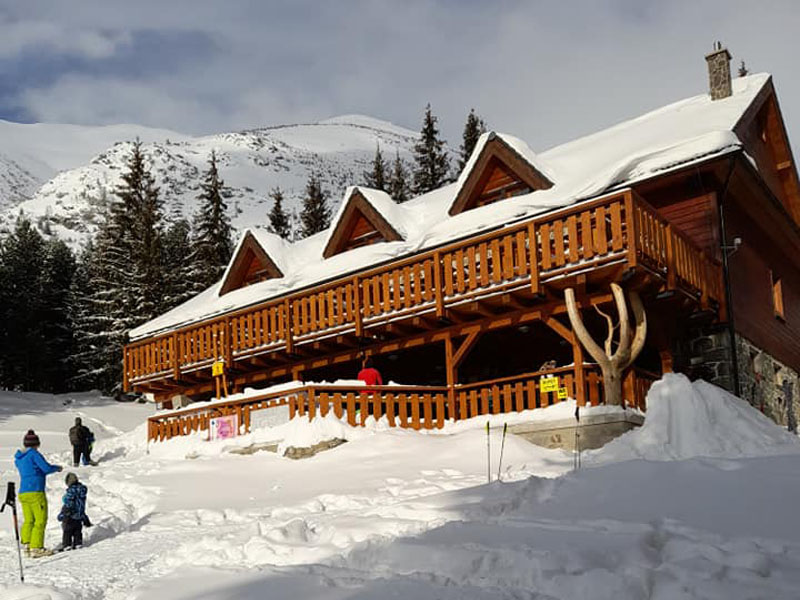 Žiarska chata môže byť cieľom výstupu alebo pokračovaním na Žiarske sedlo. Foto: Majka Juríková.