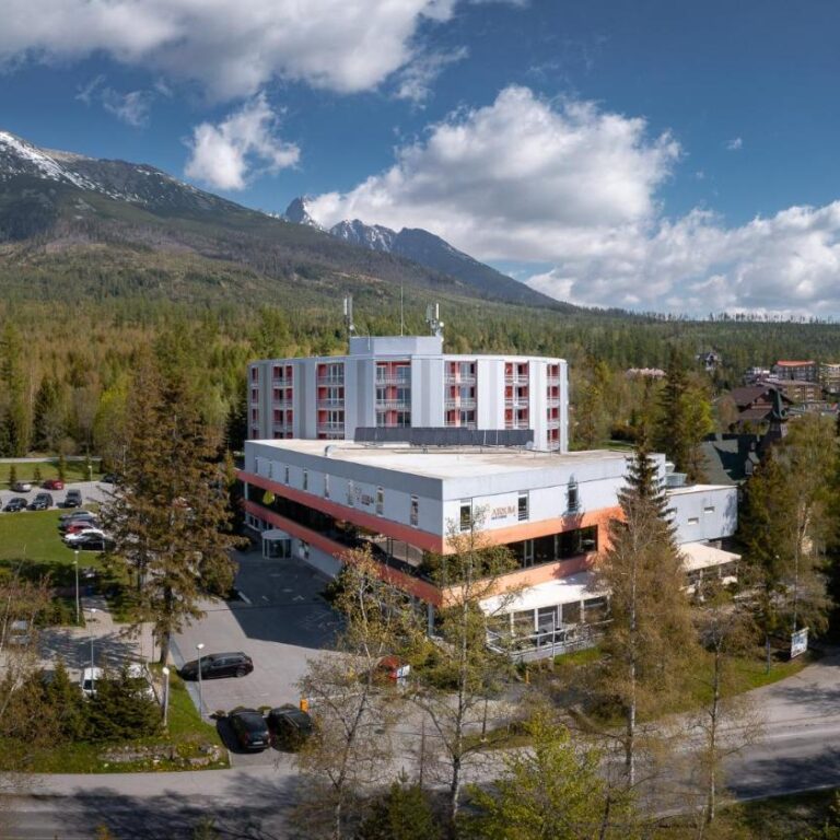 Atrium Hotel