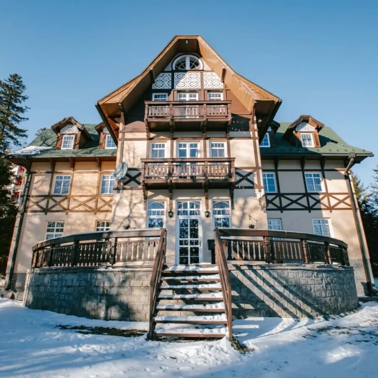 Greenwood hotel