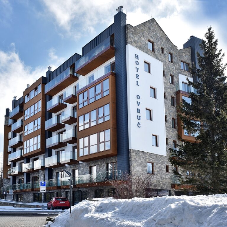 Hotel Ovruč - Ubytovanie v pokojnom prostredí obklopené prírodou