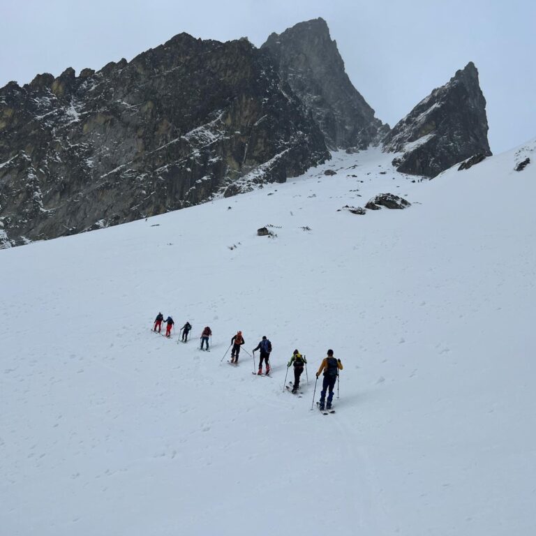 Skialpinizmus je v Tatrách obľúbenou aktivitou