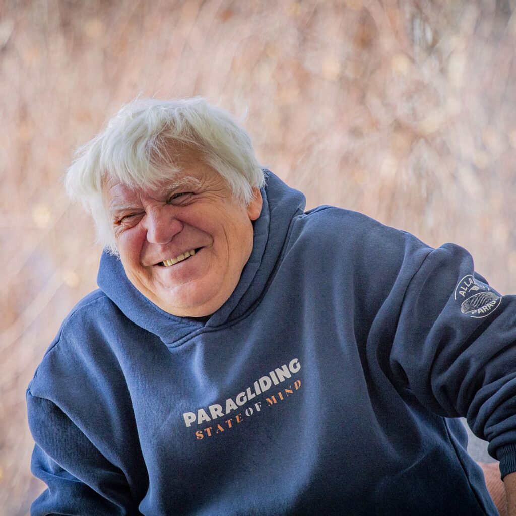 Na chate je dobre, keď je sranda. Teraz je jej stále menej