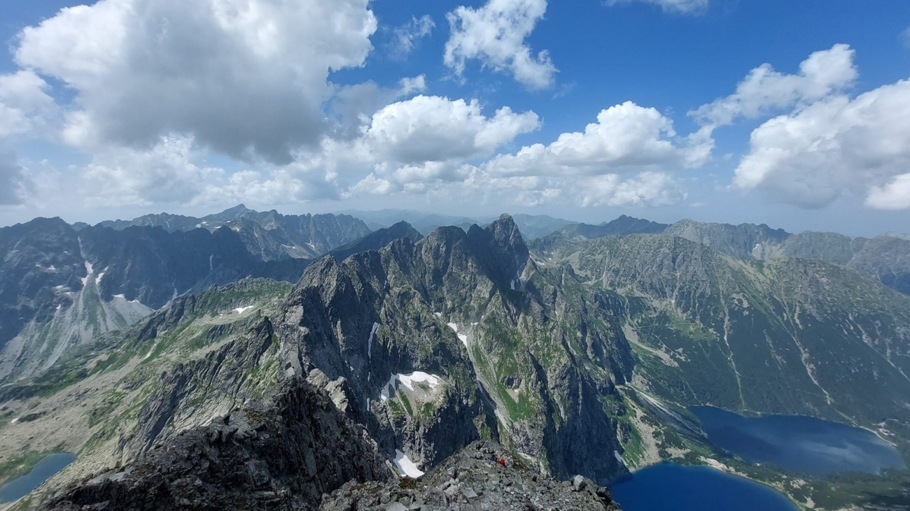 Výhľad z Rysov na poľskú stranu