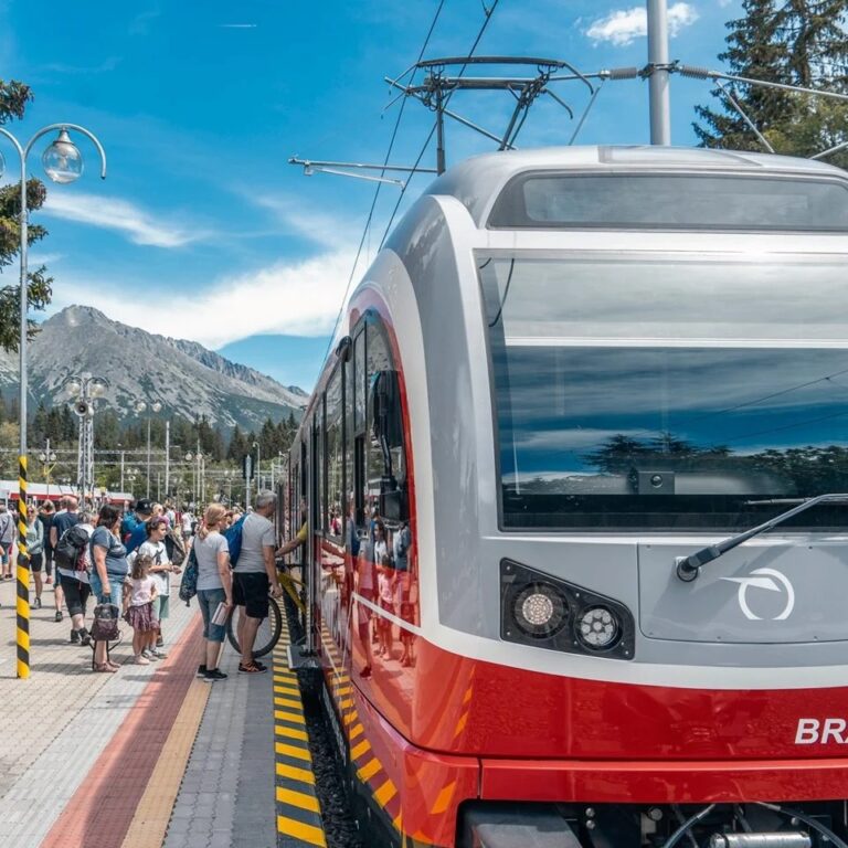 Na trase Poprad-Tatry – Starý Smokovec pribudne osem nových spojov. Foto: zdroj ZSSK.