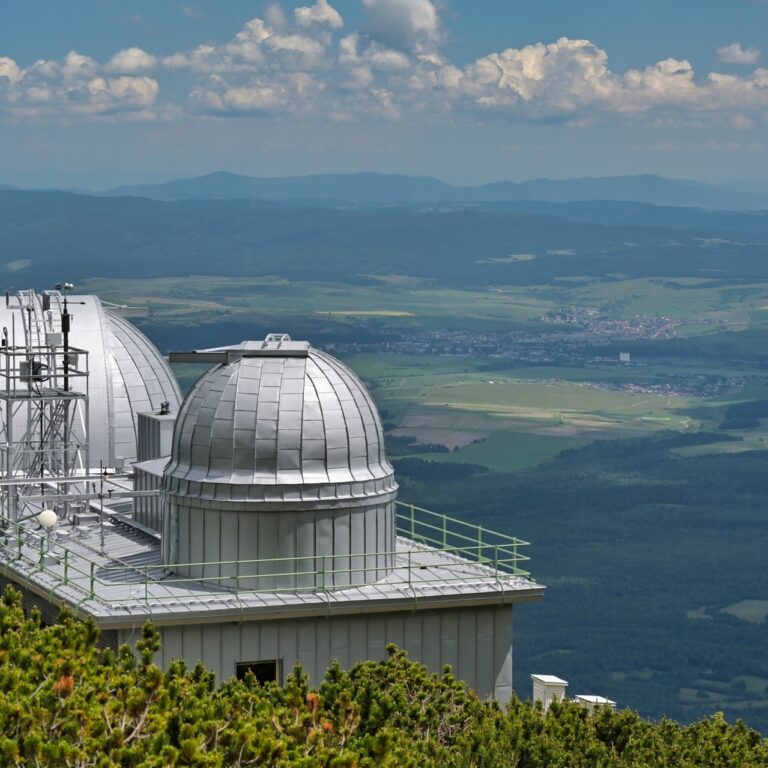 Observatórium na Skalnatom plese. Foto: Vladimír Šterbák.