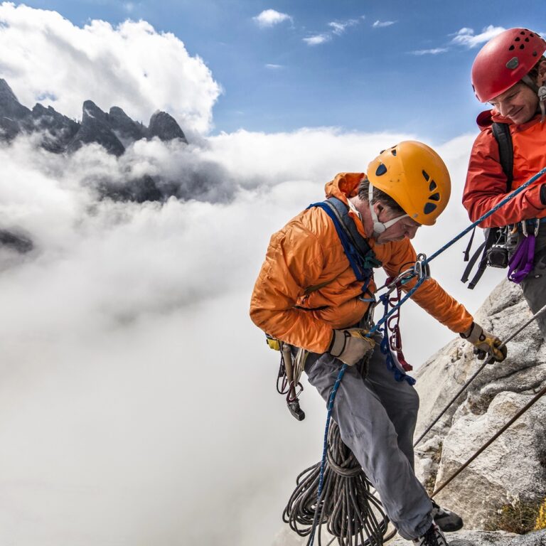 Počas objavovania novej horolezeckej cesty objavili aj nový vodopád. Foto: Depositphotos.