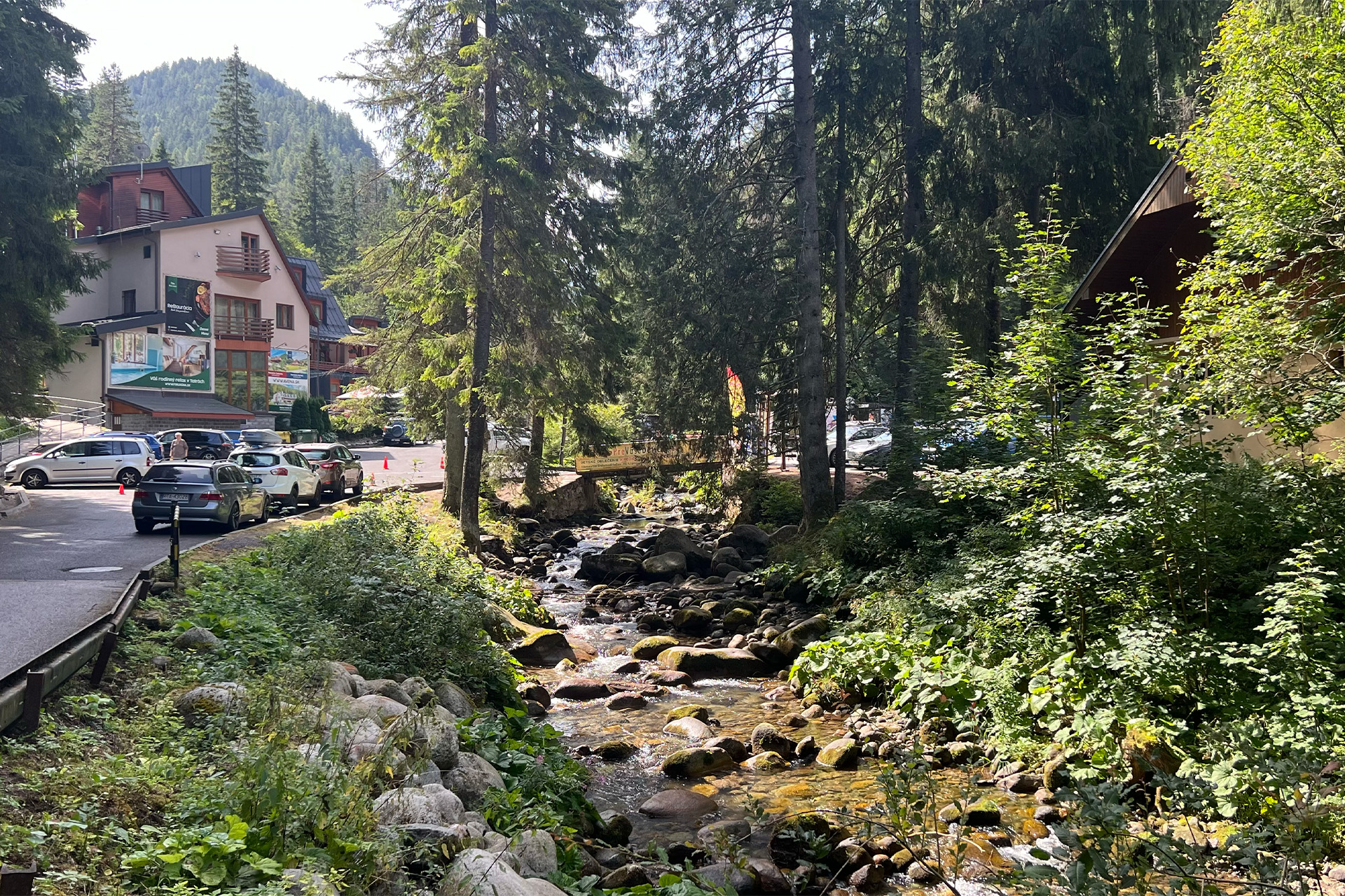 Parkovisko pod Demänovskou jaskyňou slobody. Foto: Ľudo Andok.