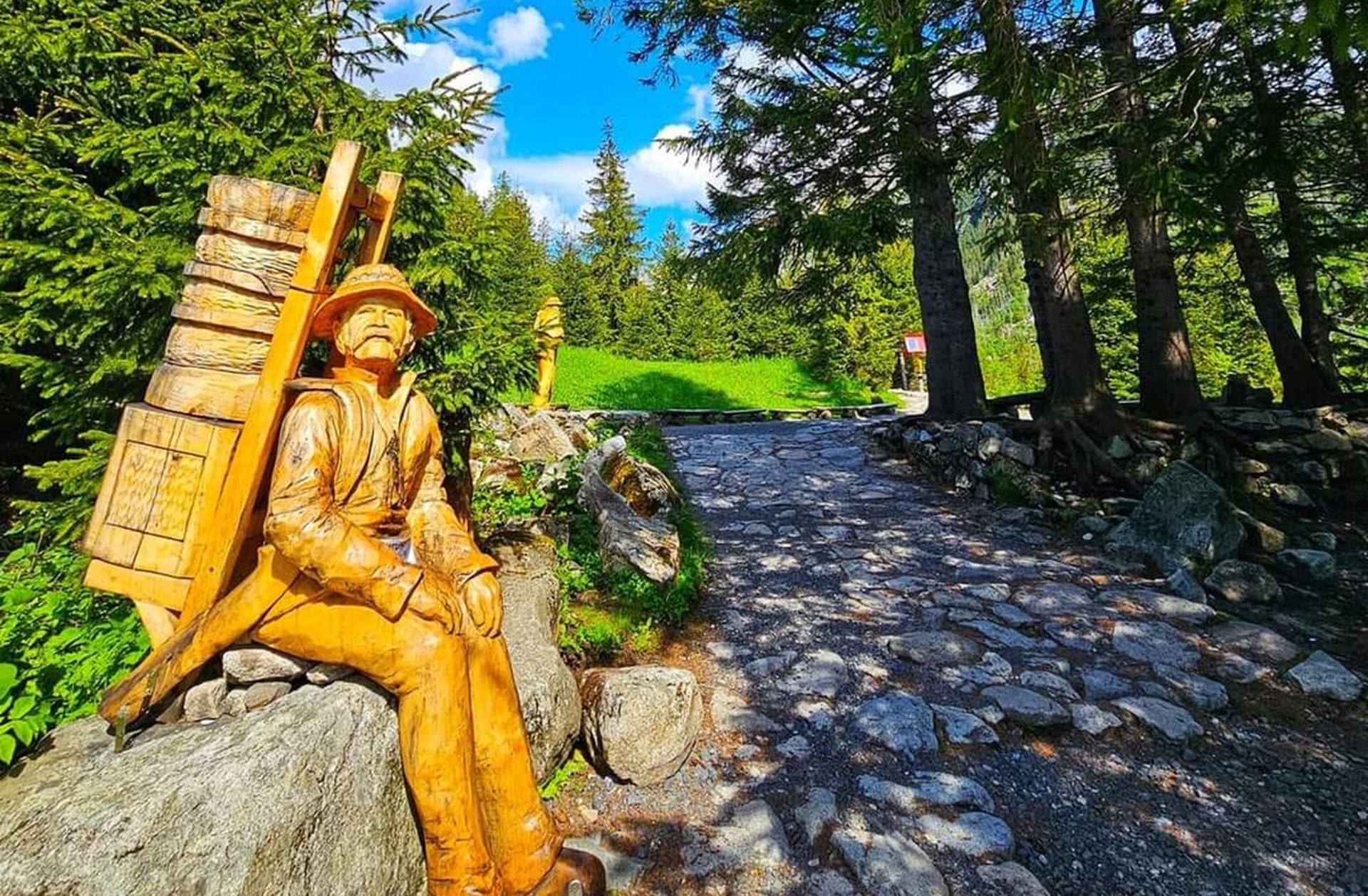 Horské nosičstvo sa vyskytuje už len na Slovensku a v Nepále. Foto: Janka Ďurajková.