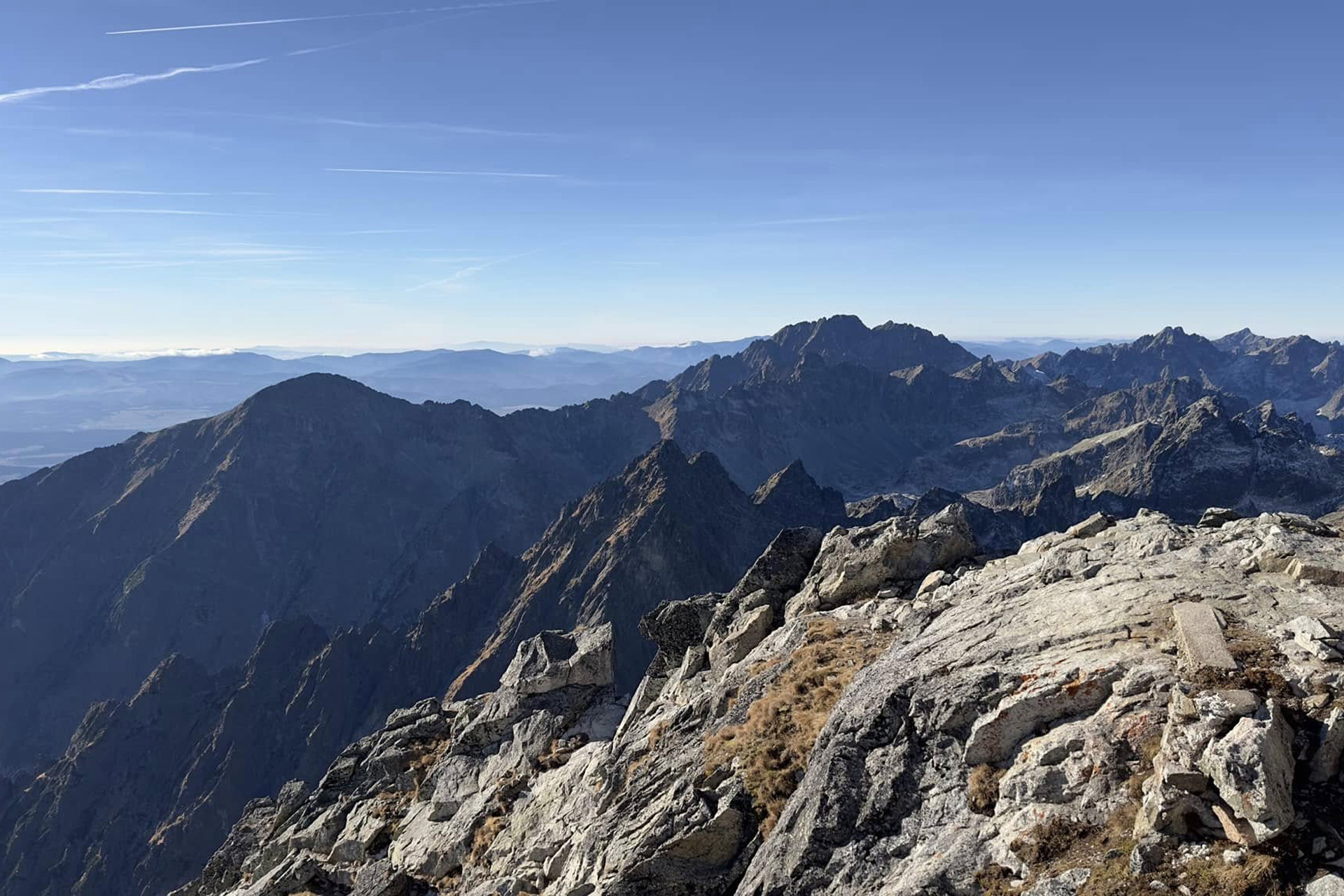 Najnižšia gravitácia u nás je na Lomnickom štíte. Foto: Ada Baluchova.