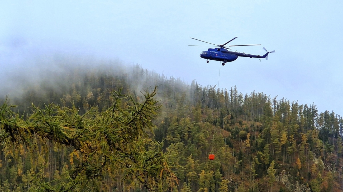 Skalné bloky nad chodníkom na Rainerovu chatu prešli testom stability