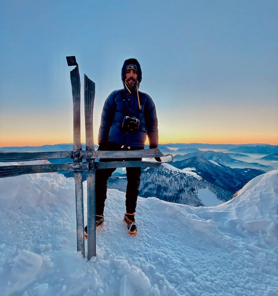 Zima je pre fotografa náročné obdobie, ale aj v tomto čase môžu vzniknúť pekné a zaujímavé fotografie. Foto: Dávid Lajmon.