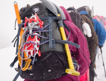 V súčasných podmienkach je vo vysokohorských polohách zimný výstroj nevyhnutnosťou. Foto: Depositphotos.