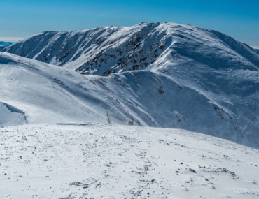 Hrebeňovka Nízkych Tatier je v zime oveľa náročnejšia. Foto: Depositphotos.