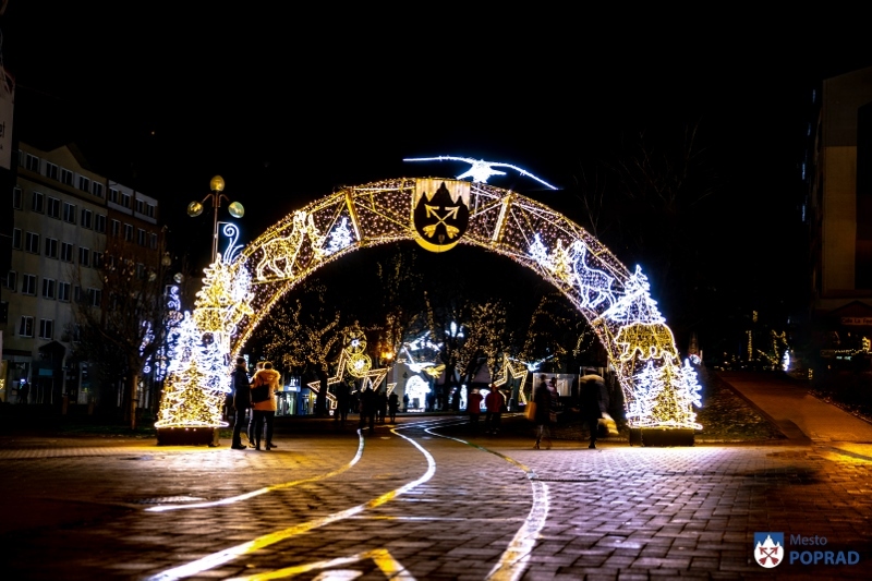 Vianočná výzdoba v meste pod Tatrami je unikátna