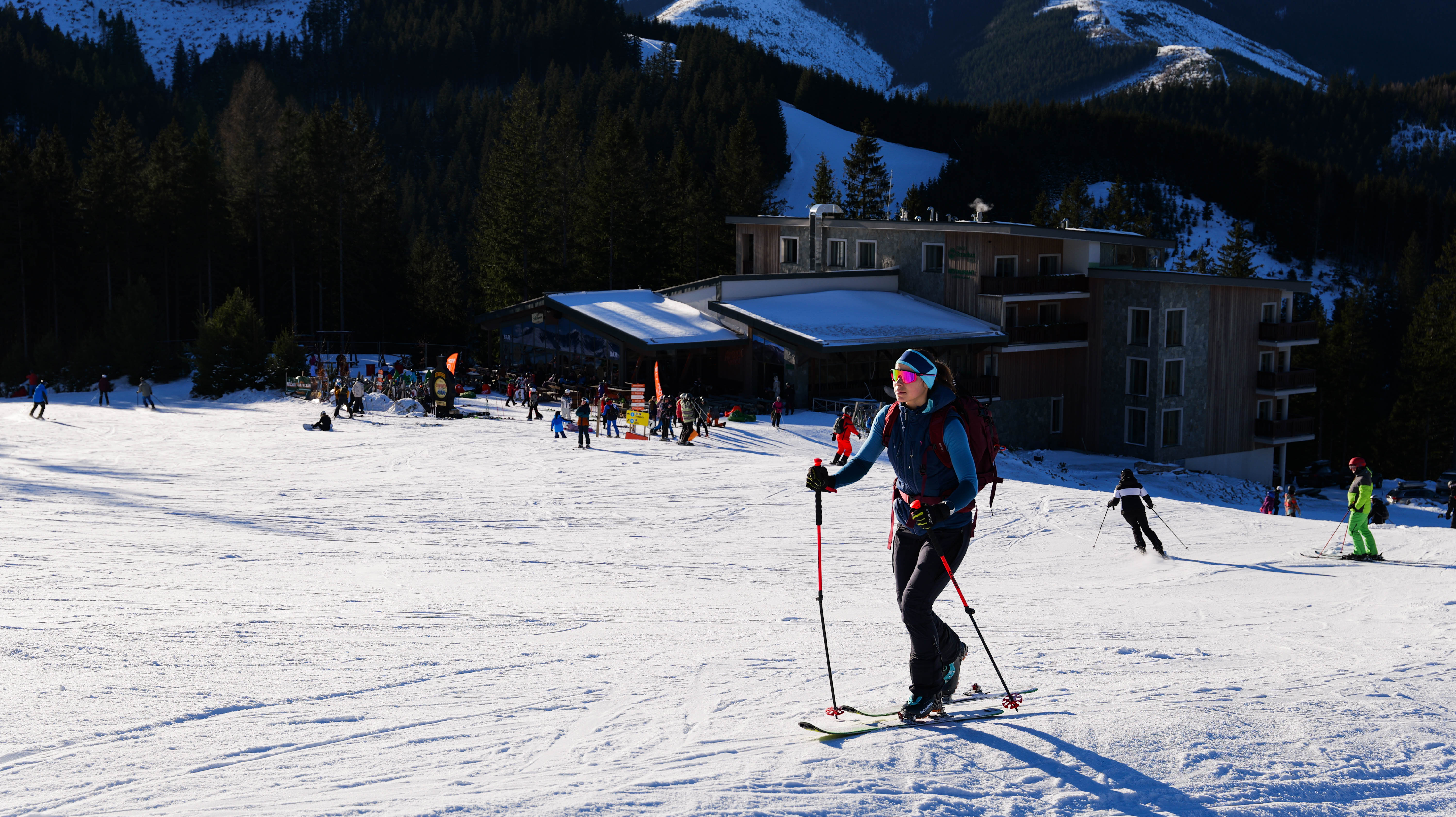 V Jasnej je skitouring a skialp na zjazdovkách spoplatnený od minulej sezóny