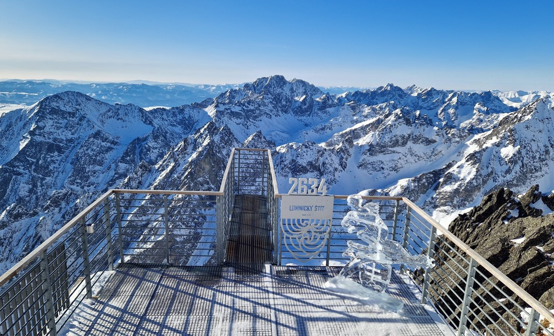 Výhľad z Lomnického štítu. Foto: Emma Tóth.