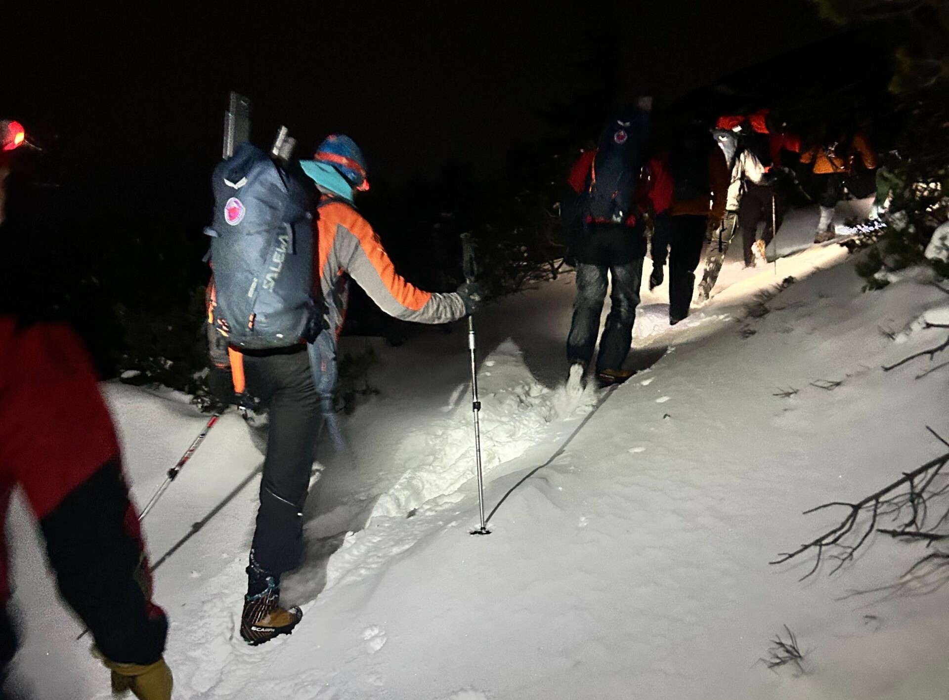 Záchranári museli na pomoc turistovi vyraziť pešky