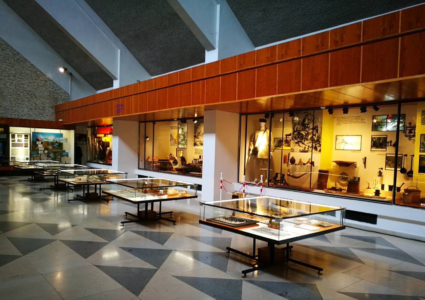 Interiér Múzea TANAP-u v Tatranskej Lomnici