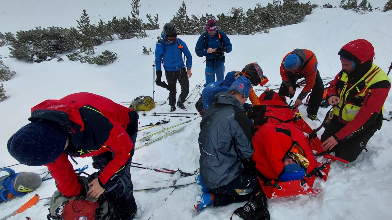 Skialpinista mal šťastie. Zranil si iba členok