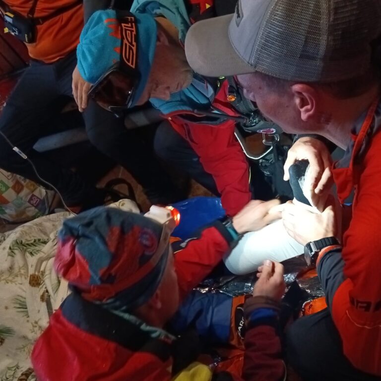 Zranenému skialpinistovi pomohli na Téryho chate