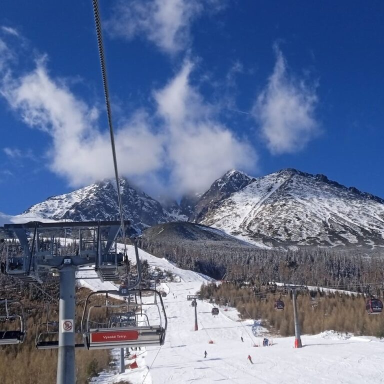 Lyžiarsky areál v Tatranskej Lomnici