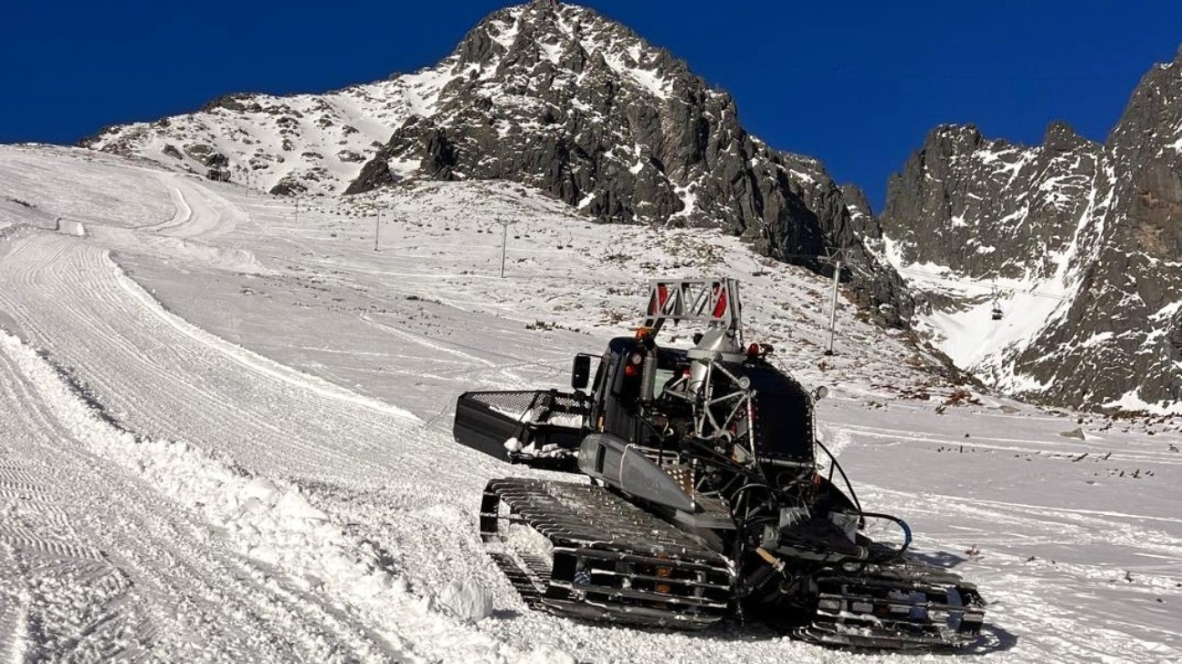 Úprava zjazdovky v Lomnickom sedle