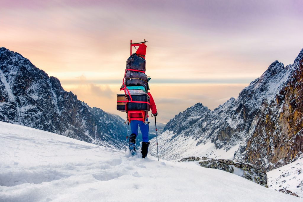 Typický tatranský obrázok - horský nosič