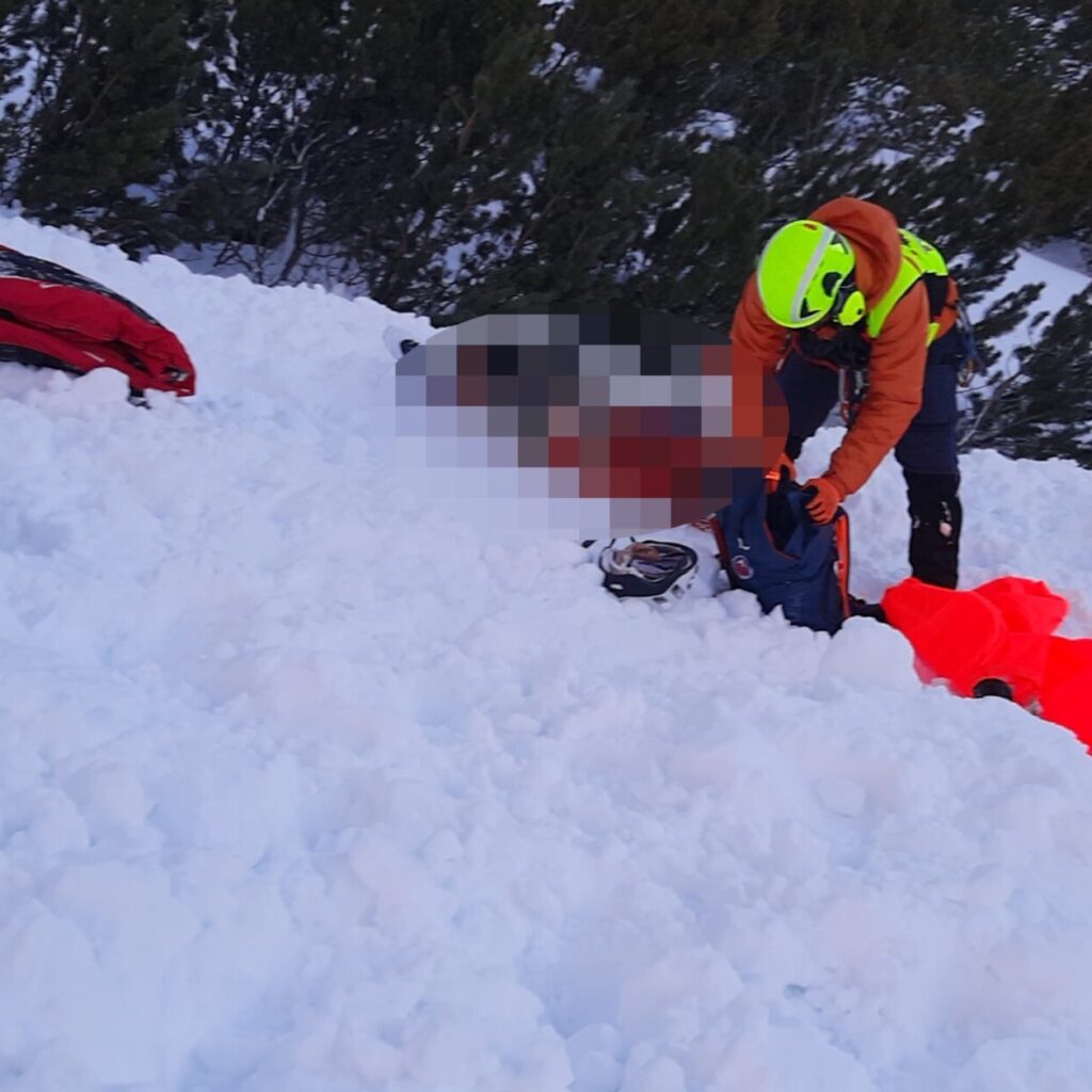 Tragická lavínová nehoda v Mengusovskej doline