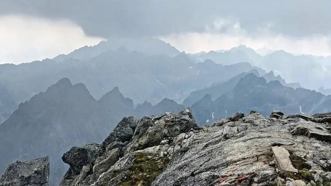 V Tatrách bude mohutná víchrica