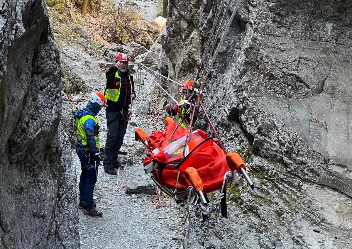 Transport zraneného treba natrénovať