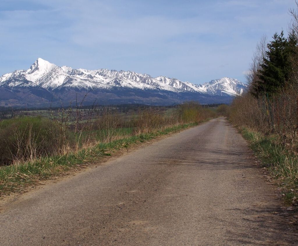 Aký krásny by bol pohľad na tatranskú panorámu bez reklám