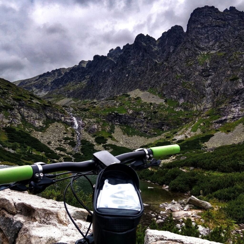 Objavovanie Tatier zo sedla bicykla má čoraz viac priaznivcov
