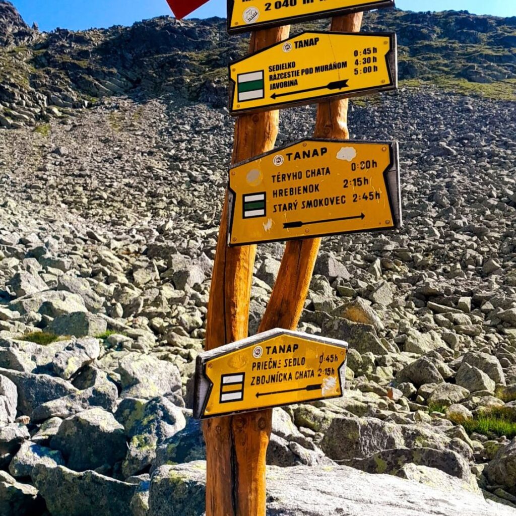 Za zničenie turistickej značky môže byť pokuta až do 900 eur