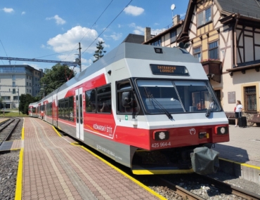 Tatranskú elektrickú železnicu využíva čoraz viac ľudí