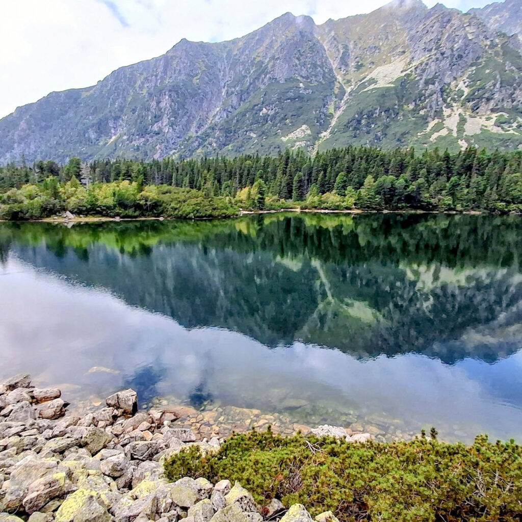 Pohľad na Popradské pleso. Foto: Ludmila Novotná.