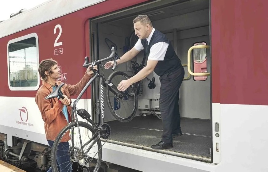 Národný prepravca poskytuje viacero možností, ako prepraviť bicykle vlakom