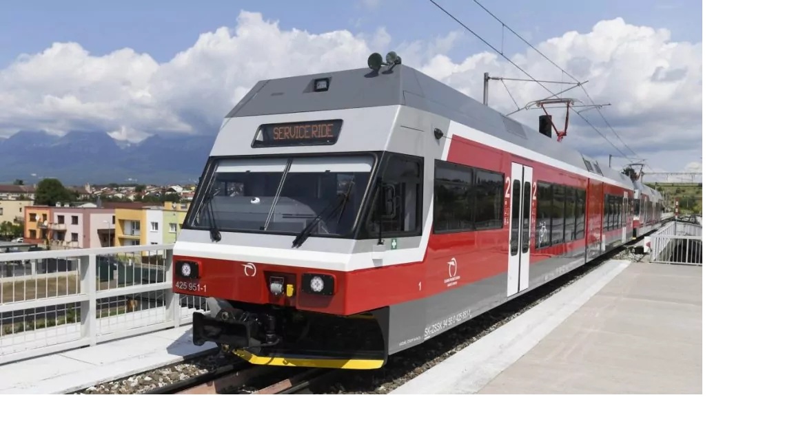 Opravujú infraštruktúru, na tratiach tatranských električiek sú výluky